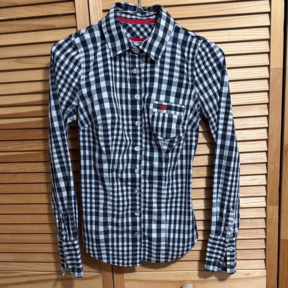 XS Guess Jeans Black & White Checkered Button-Up Shirt with Red Guess logo